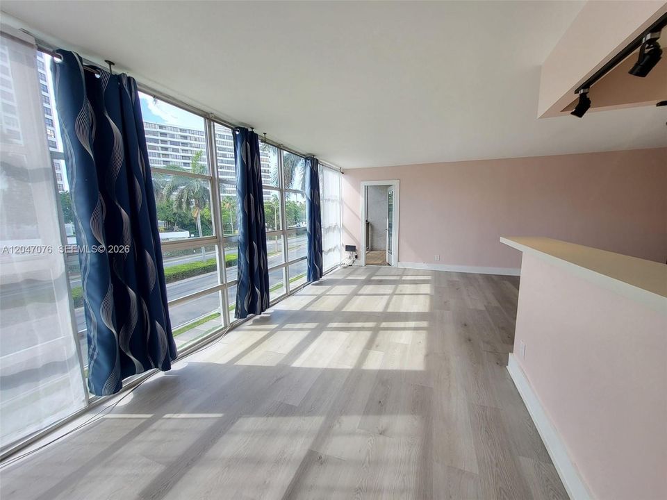 En Renta: $2,600 (2 camas, 2 baños, 1210 Pies cuadrados)