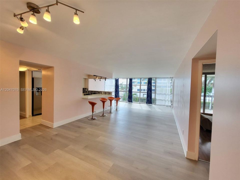 En Renta: $2,600 (2 camas, 2 baños, 1210 Pies cuadrados)