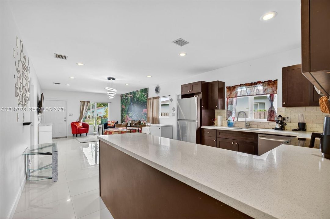 For Sale: $539,999 (4 beds, 3 baths, 1572 Square Feet)
