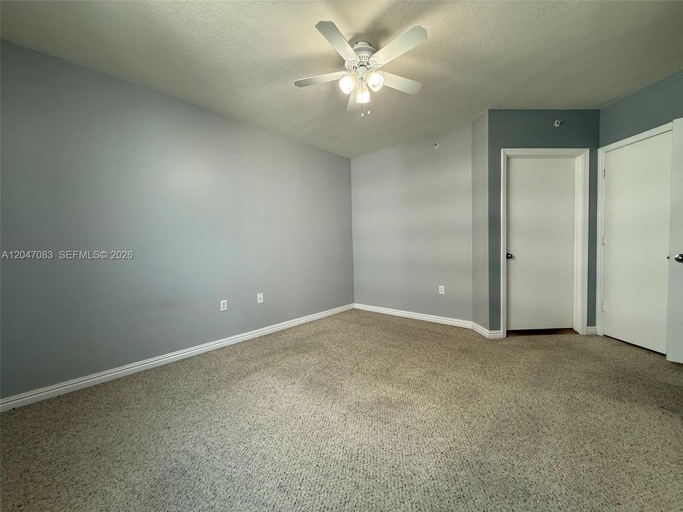 Guest bedroom