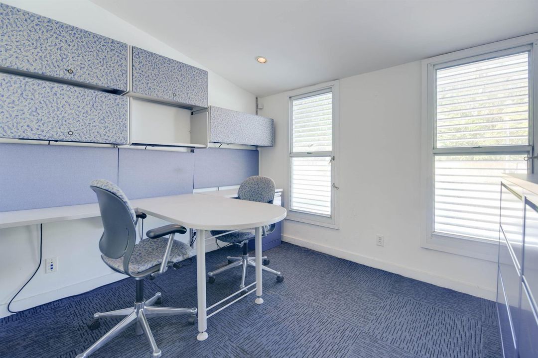 Office 1