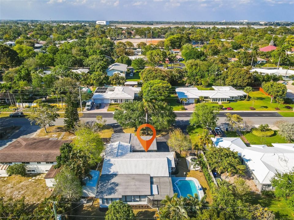 На продажу: $1,179,000 (4 спален, 3 ванн, 2202 Квадратных фут)