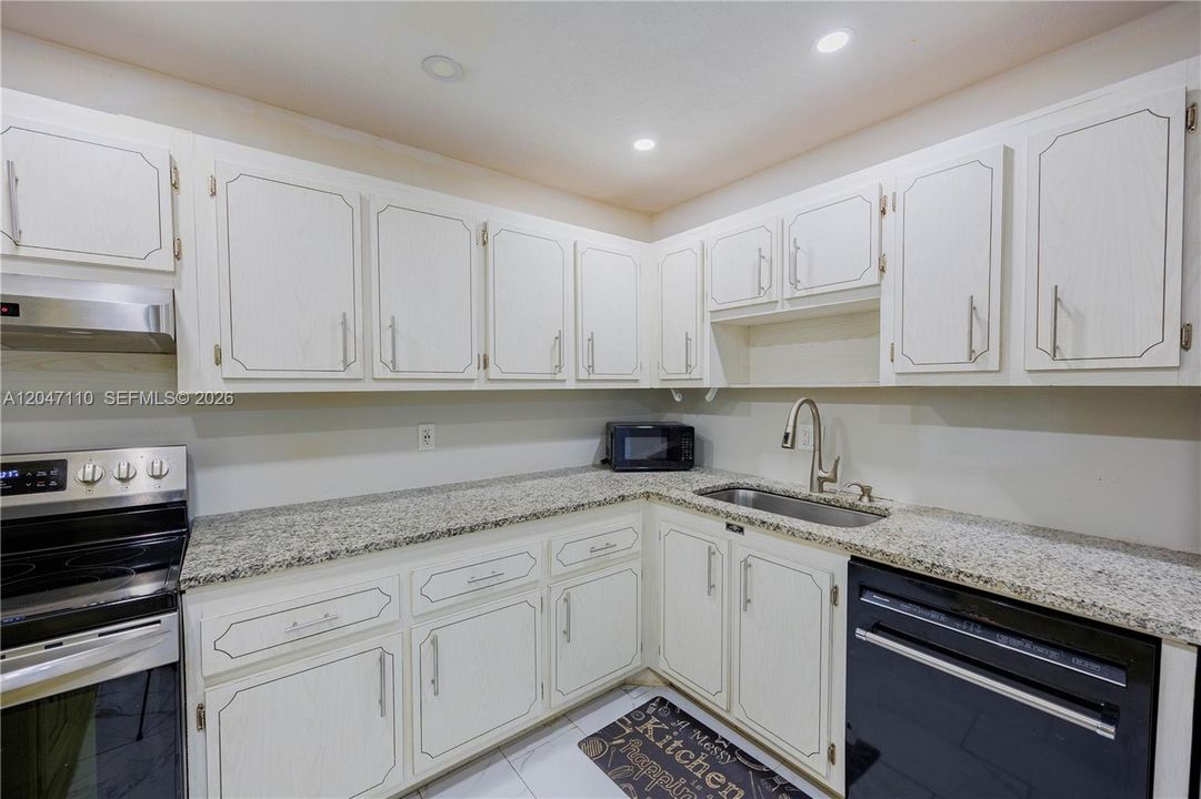 En Venta: $110,000 (1 camas, 1 baños, 870 Pies cuadrados)
