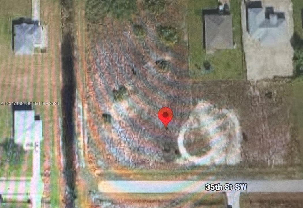 На продажу: $32,000 (0.25 acres)