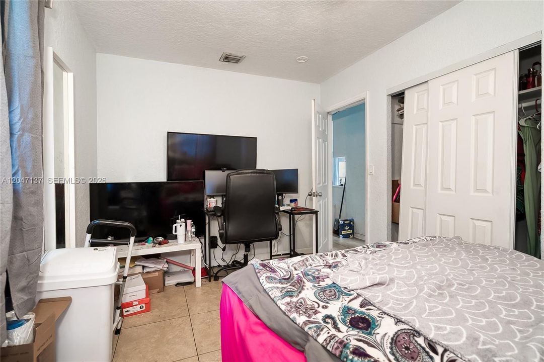 En Venta: $499,000 (2 camas, 1 baños, 768 Pies cuadrados)
