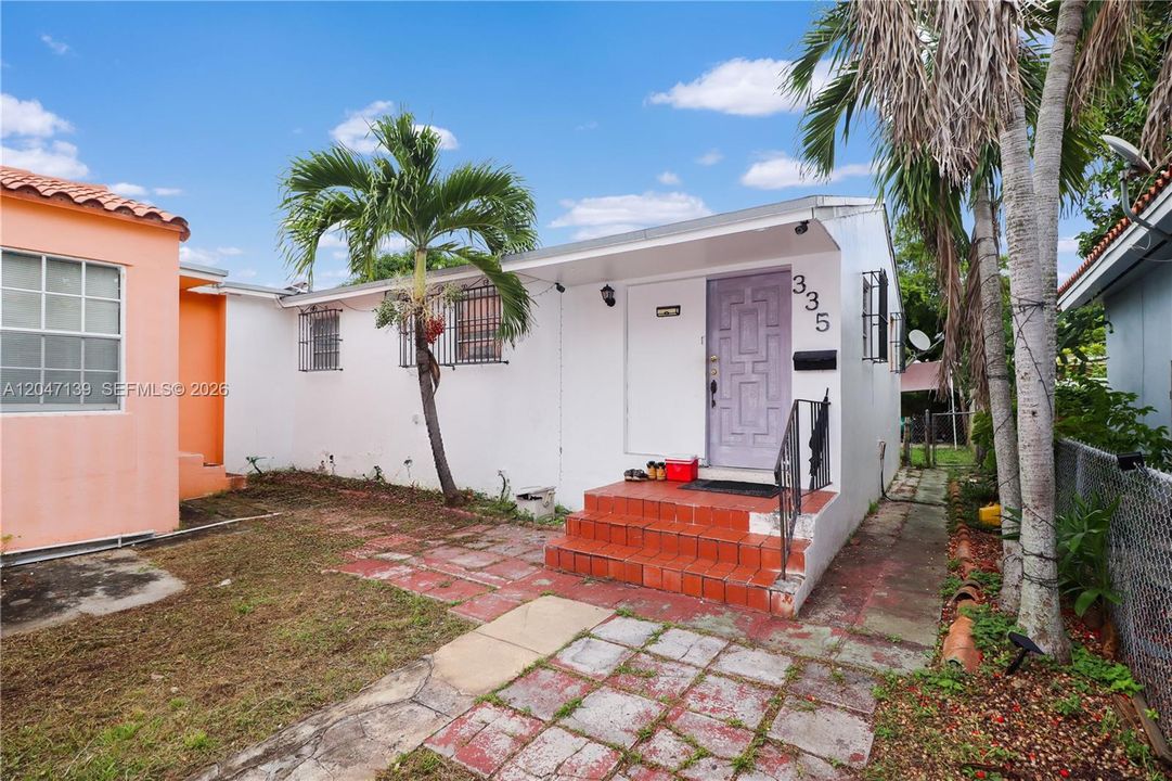 Activo con contrato: $800,000 (0 camas, 0 baños, 2231 Pies cuadrados)