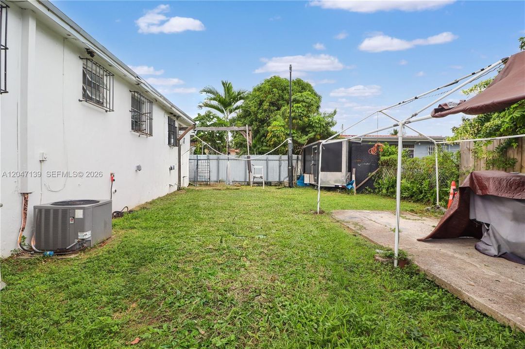 Activo con contrato: $800,000 (0 camas, 0 baños, 2231 Pies cuadrados)