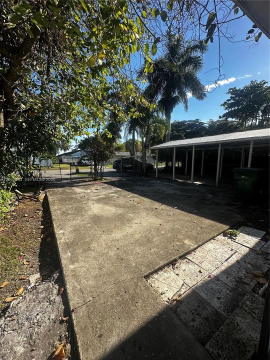 En Renta: $2,700 (4 camas, 2 baños, 1384 Pies cuadrados)