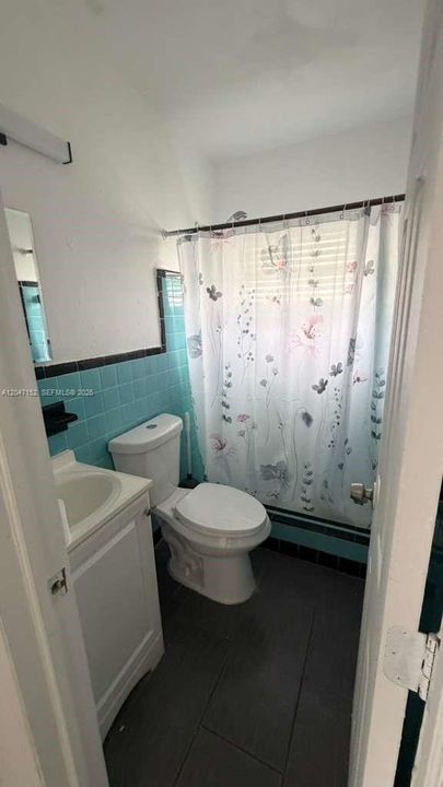 For Rent: $1,450 (1 beds, 1 baths, 650 Square Feet)