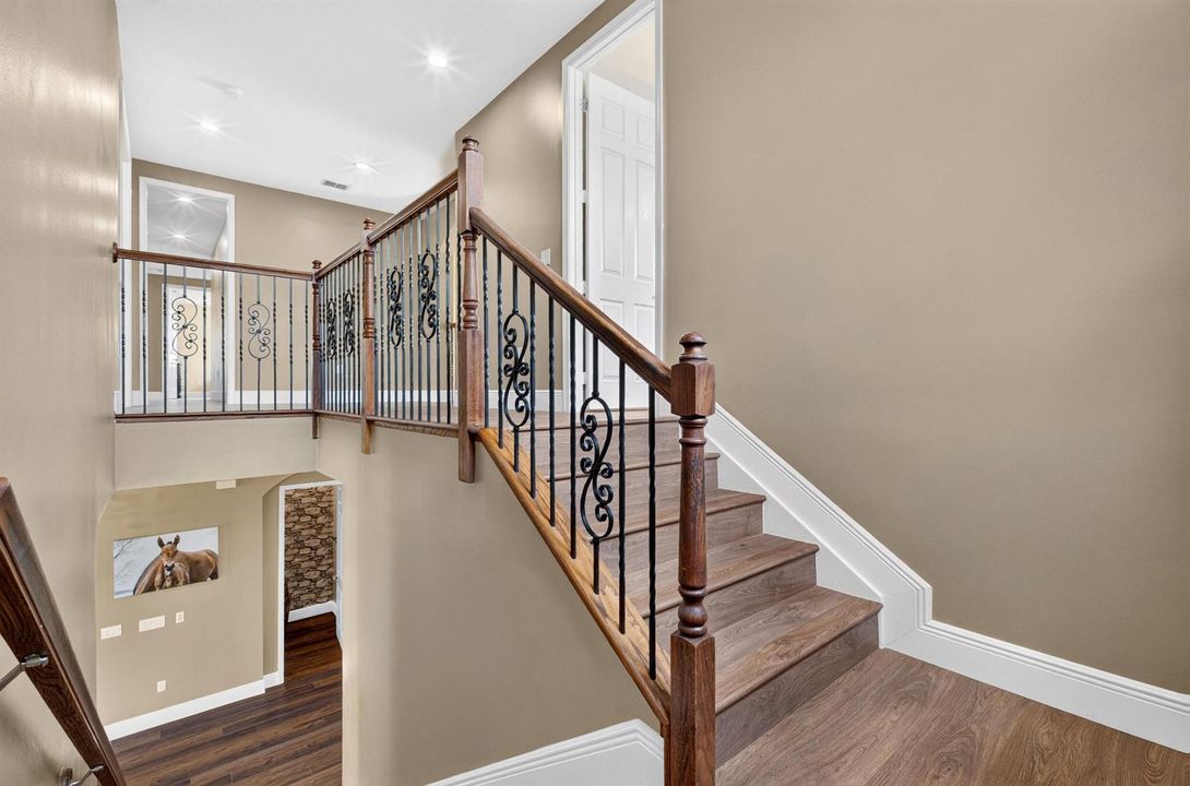 047_Staircase