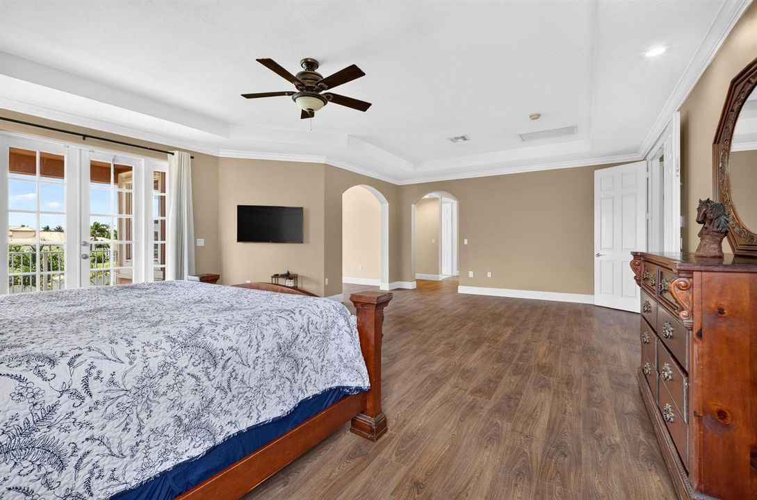 057_Primary_Bedroom_5