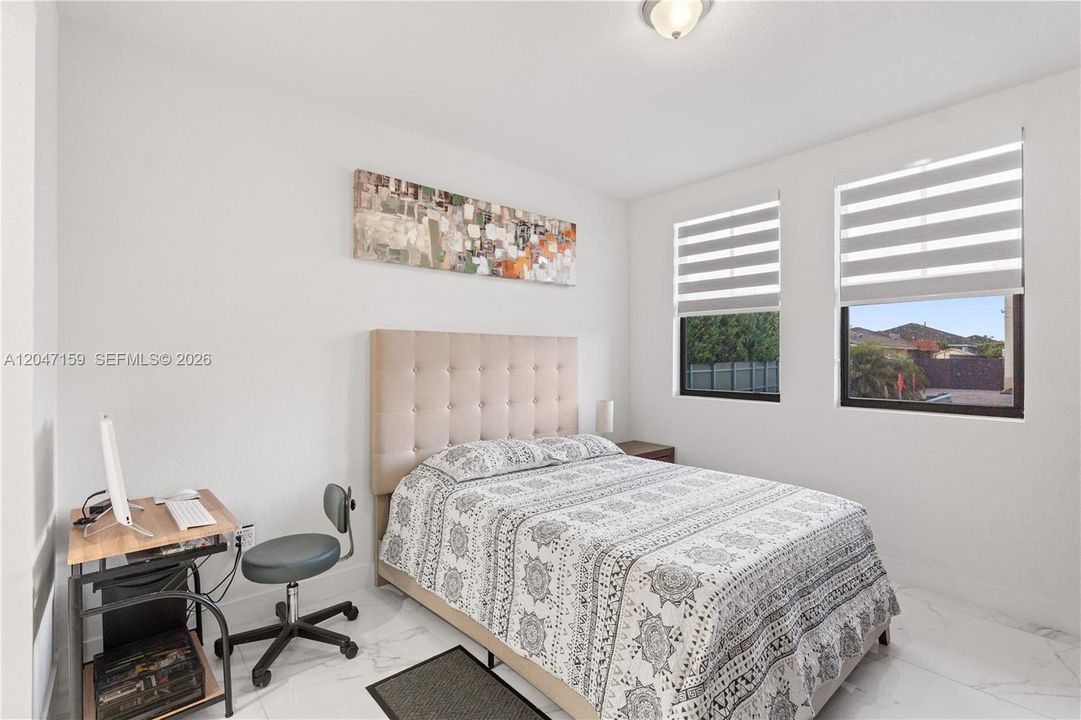 For Rent: $6,000 (5 beds, 5 baths, 3716 Square Feet)