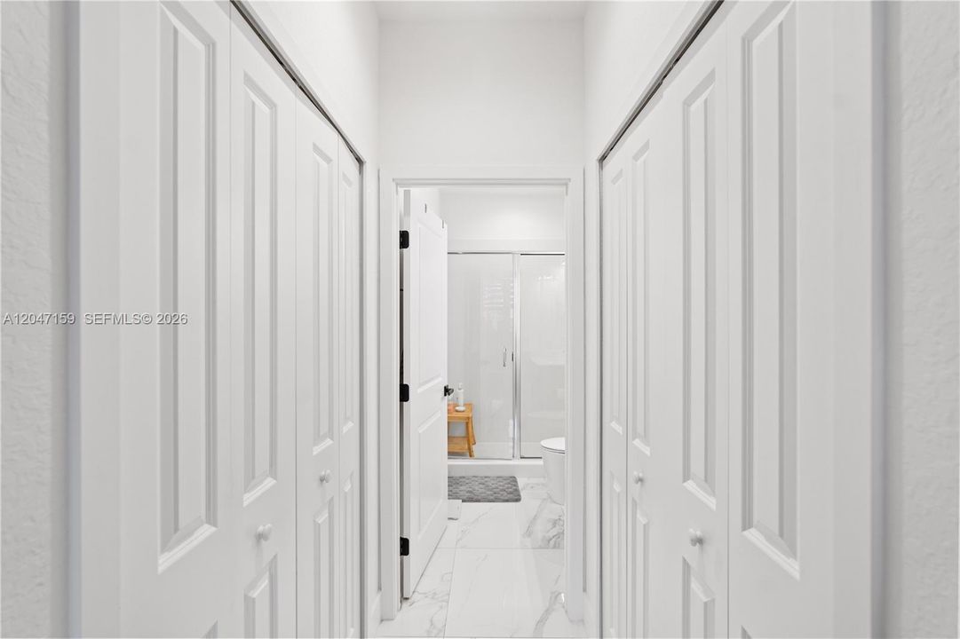 For Rent: $6,000 (5 beds, 5 baths, 3716 Square Feet)