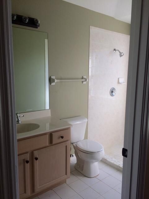 3832 Hale Master Bath