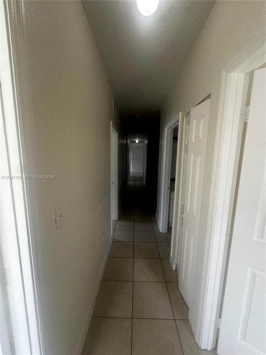 En Renta: $2,700 (4 camas, 3 baños, 1604 Pies cuadrados)