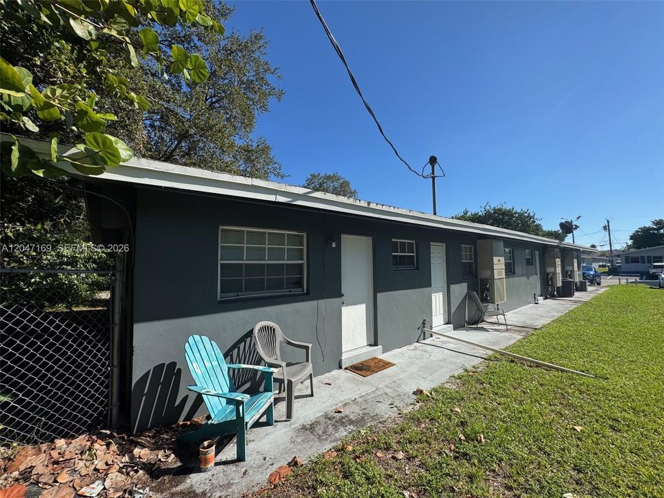 For Sale: $799,999 (0 beds, 0 baths, 2525 Square Feet)