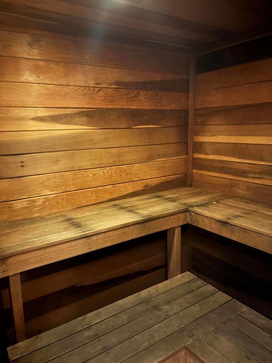 SAUNA