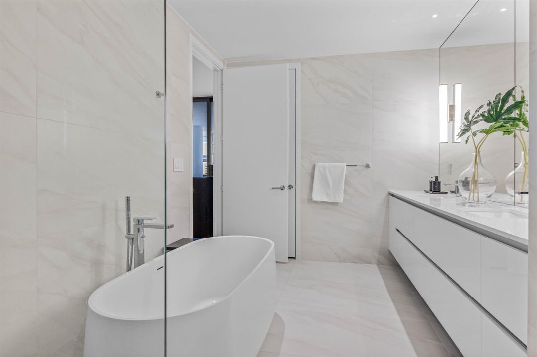 Large Vanity