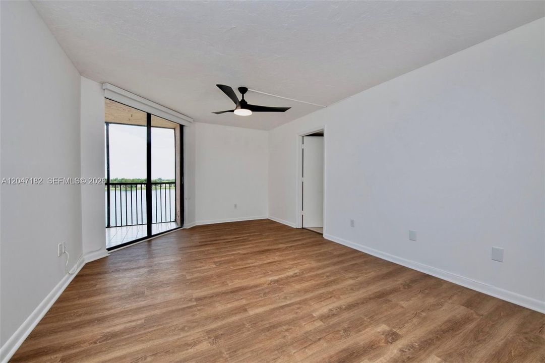 В аренду: $2,400 (2 спален, 2 ванн, 1586 Квадратных фут)