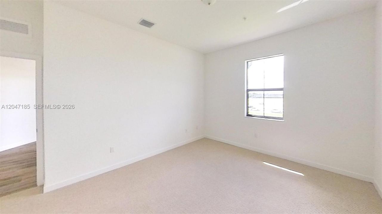 В аренду: $2,875 (3 спален, 2 ванн, 1481 Квадратных фут)