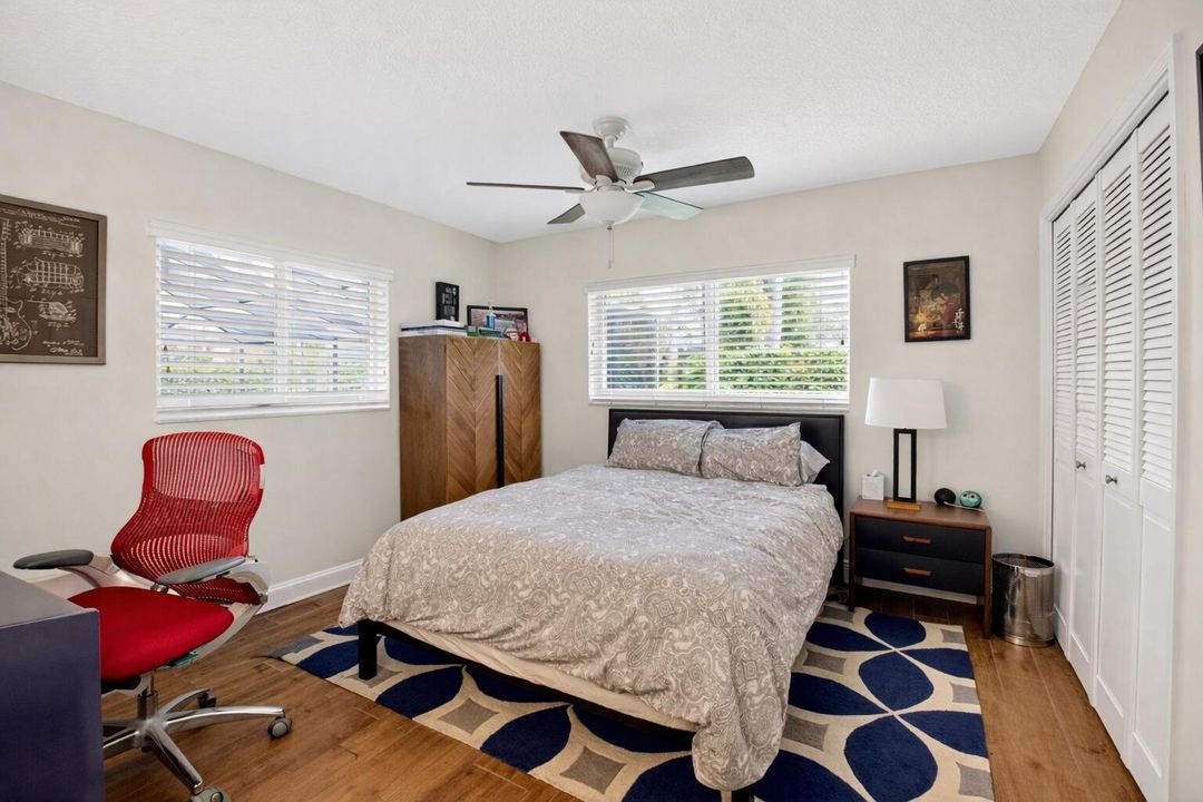 16_Bedroom