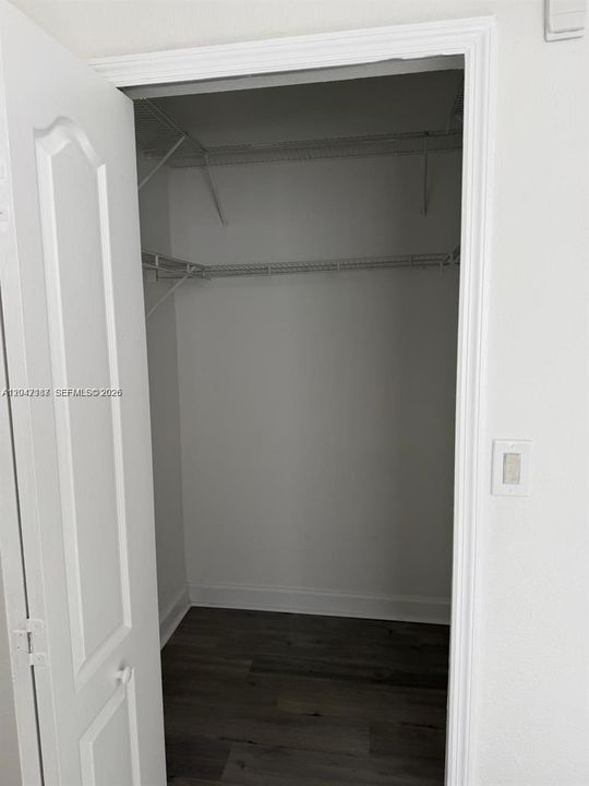 В аренду: $1,900 (3 спален, 2 ванн, 1060 Квадратных фут)
