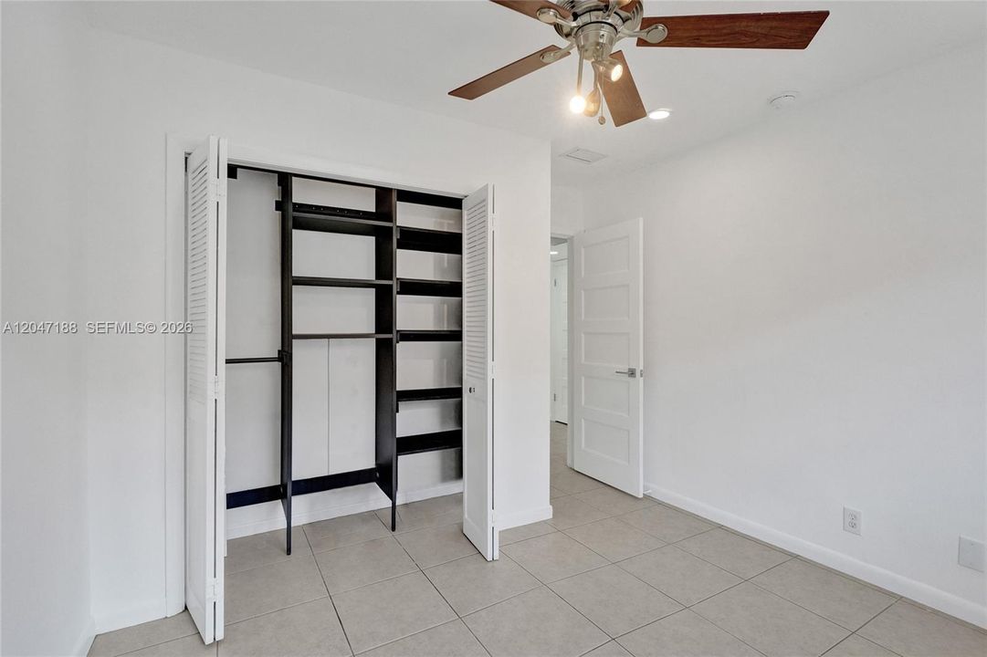 For Rent: $2,000 (2 beds, 1 baths, 788 Square Feet)