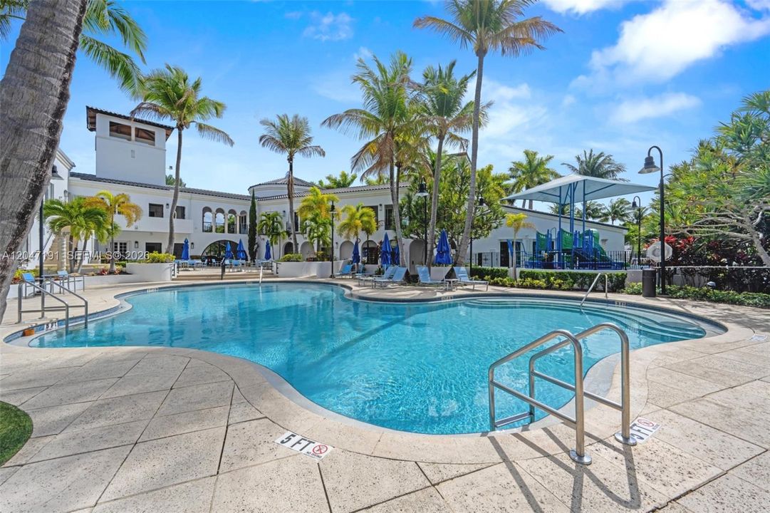 For Sale: $1,399,000 (3 beds, 2 baths, 2038 Square Feet)