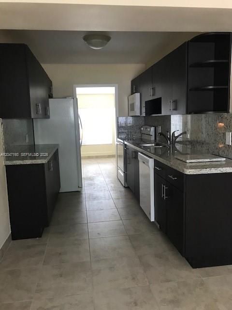 В аренду: $3,200 (3 спален, 2 ванн, 0 Квадратных фут)