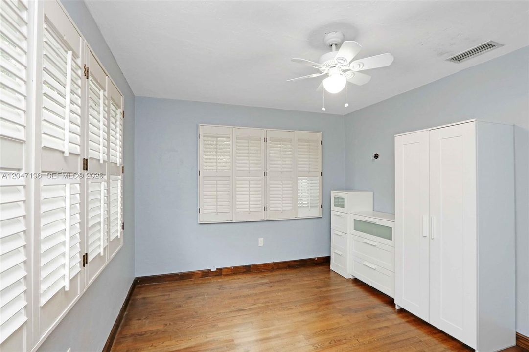 For Rent: $6,700 (3 beds, 2 baths, 1475 Square Feet)