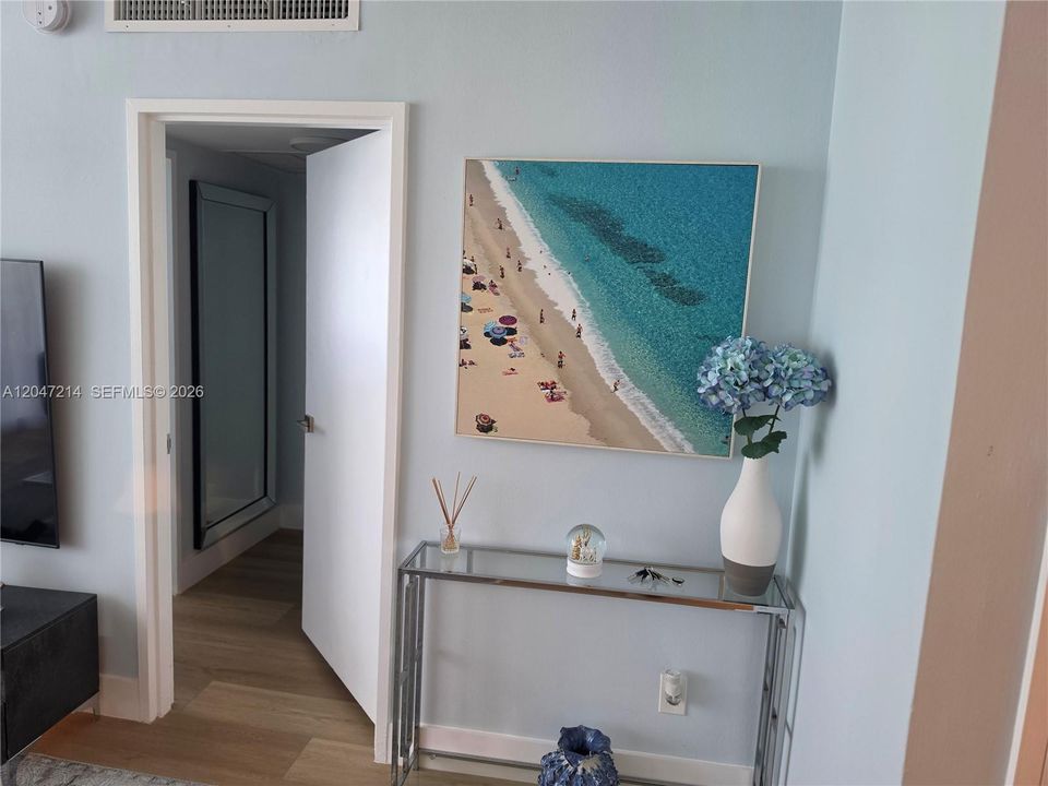 В аренду: $3,900 (2 спален, 2 ванн, 1000 Квадратных фут)