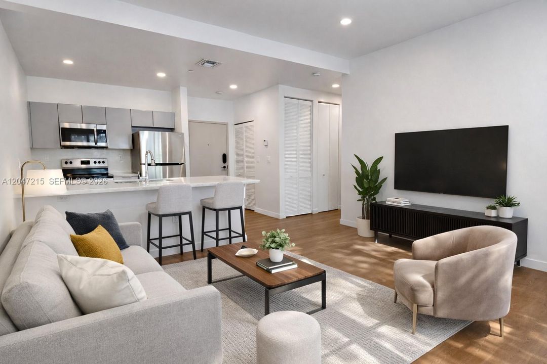 For Rent: $2,450 (2 beds, 2 baths, 865 Square Feet)