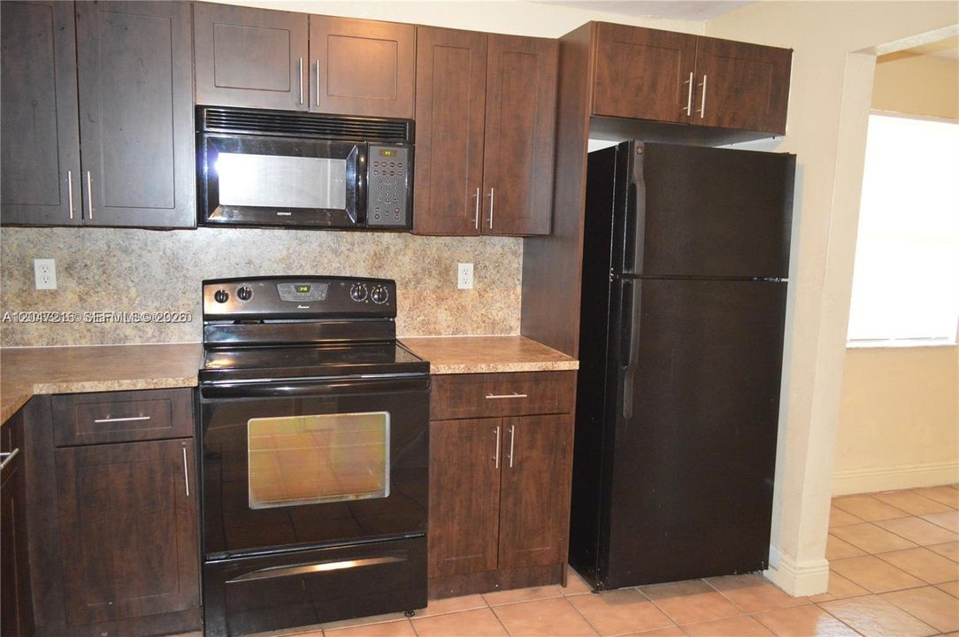 For Sale: $629,999 (0 beds, 0 baths, 2554 Square Feet)