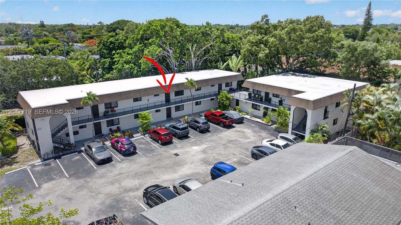 For Rent: $2,200 (2 beds, 1 baths, 900 Square Feet)