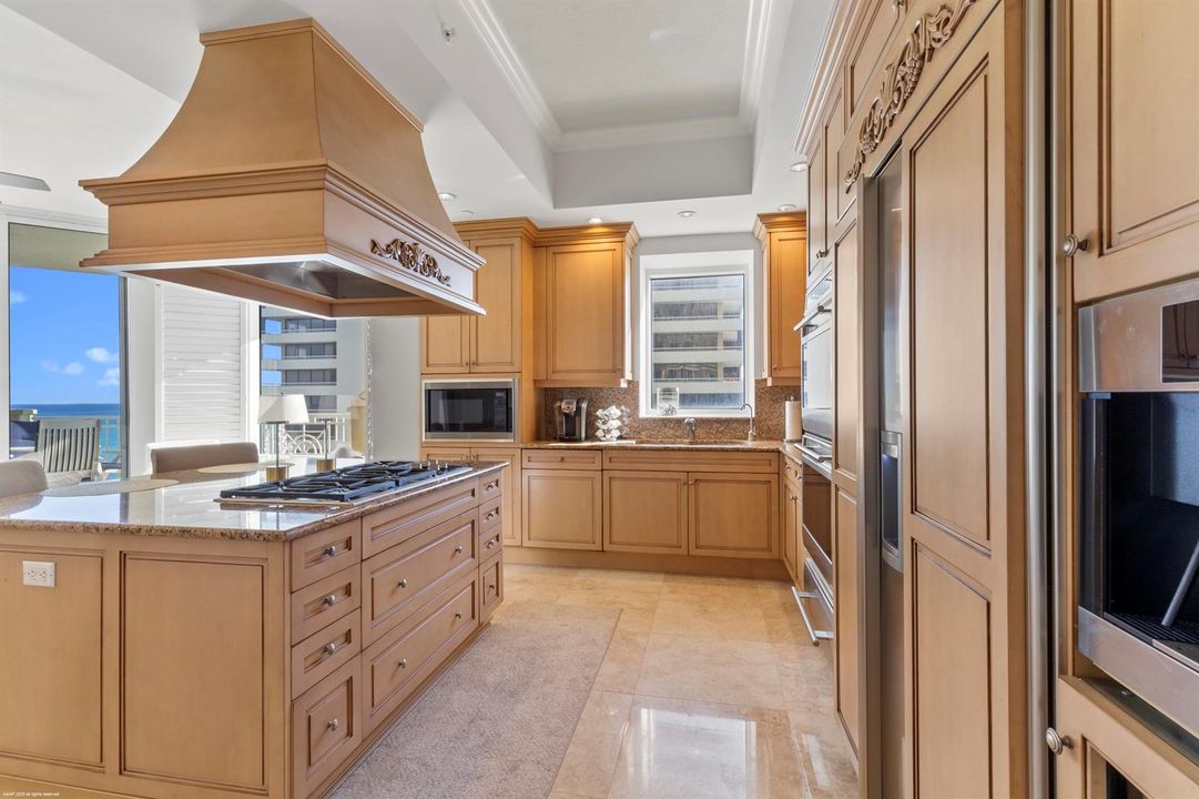 5310 N Ocean Dr 601 012