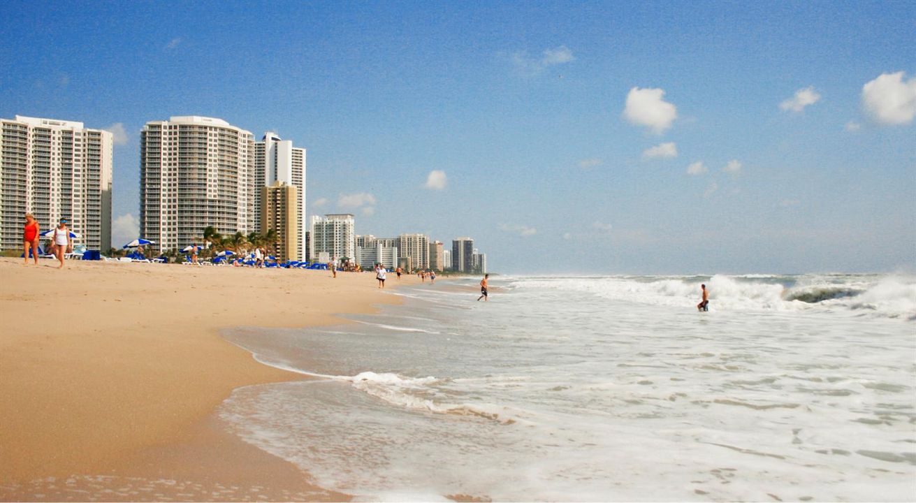 Singer Island Communities - Condado