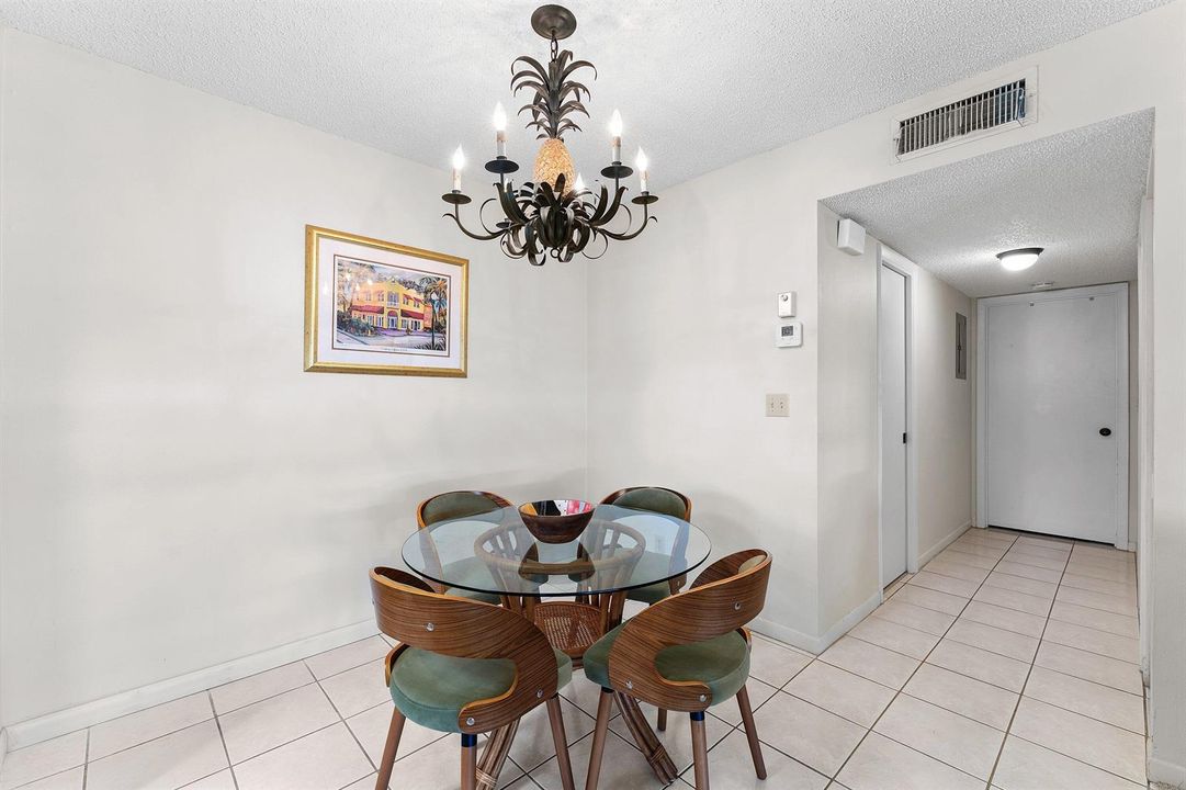 010-1210SouthDriveCircle-D-DelrayBeach-F