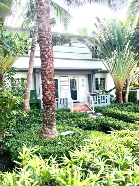 For Rent: $2,400 (1 beds, 1 baths, 6808 Square Feet)