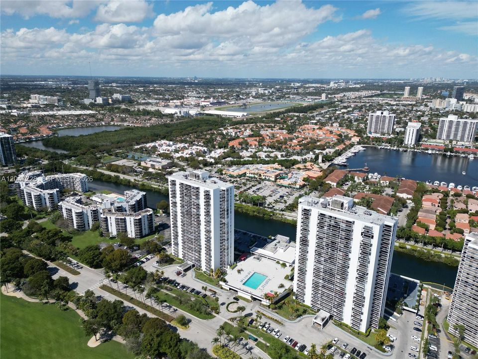 En Venta: $289,000 (1 camas, 1 baños, 755 Pies cuadrados)
