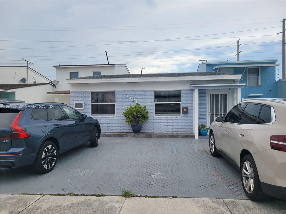 En Renta: $3,600 (2 camas, 2 baños, 848 Pies cuadrados)
