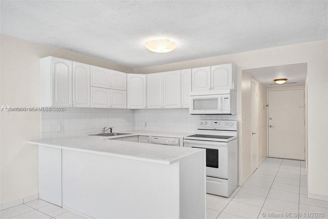 En Venta: $329,000 (1 camas, 1 baños, 750 Pies cuadrados)