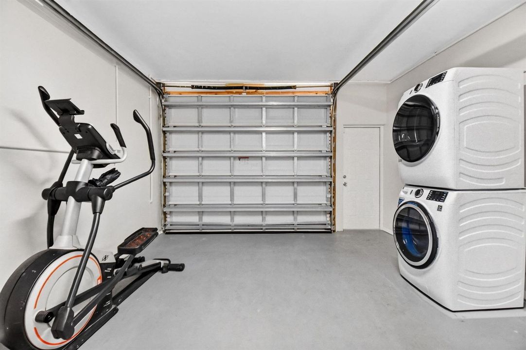 40-web-or-mls-DSC_2079 6901 garage 40