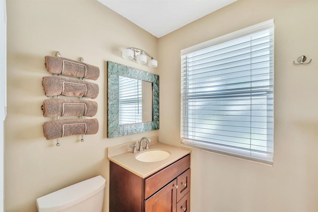13 Primary Bathroom (1)