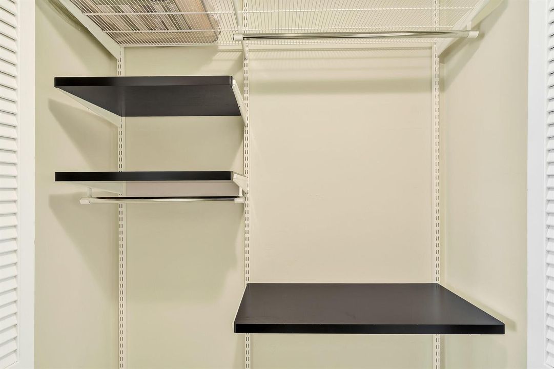 12 Primary Closet (2)