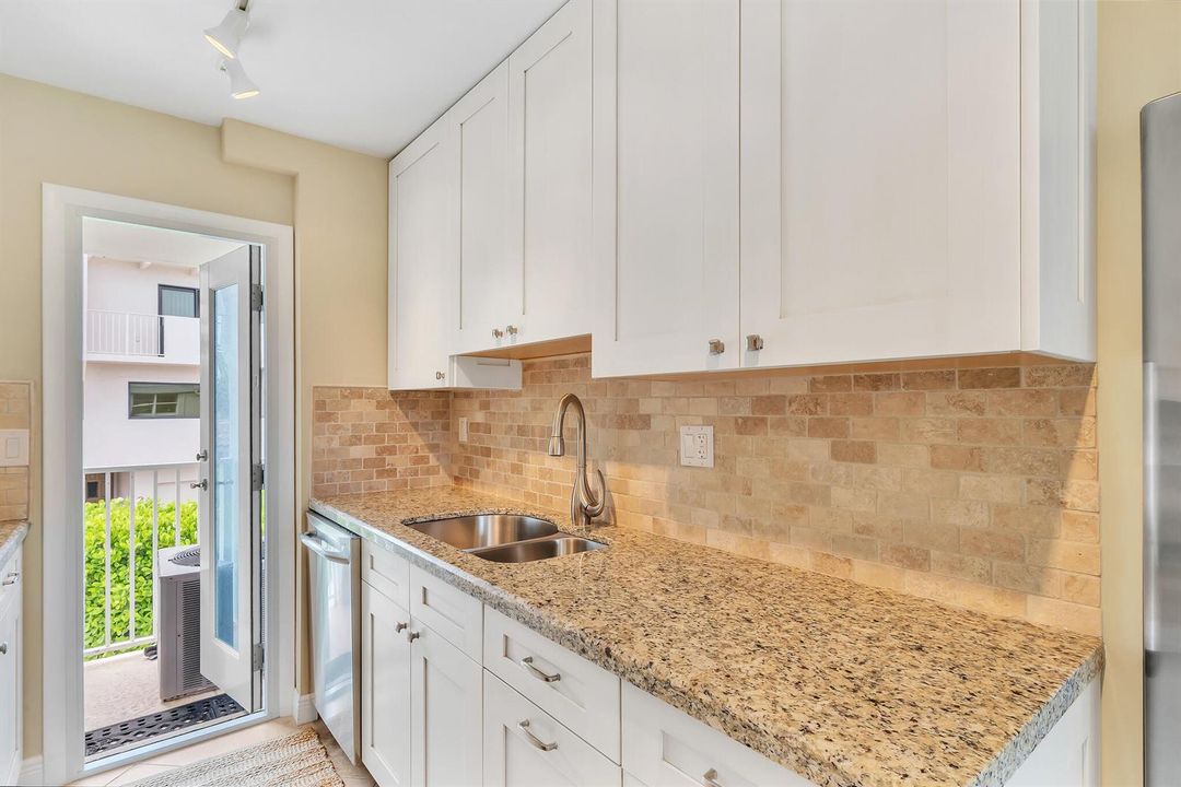 17 Kitchen (6)