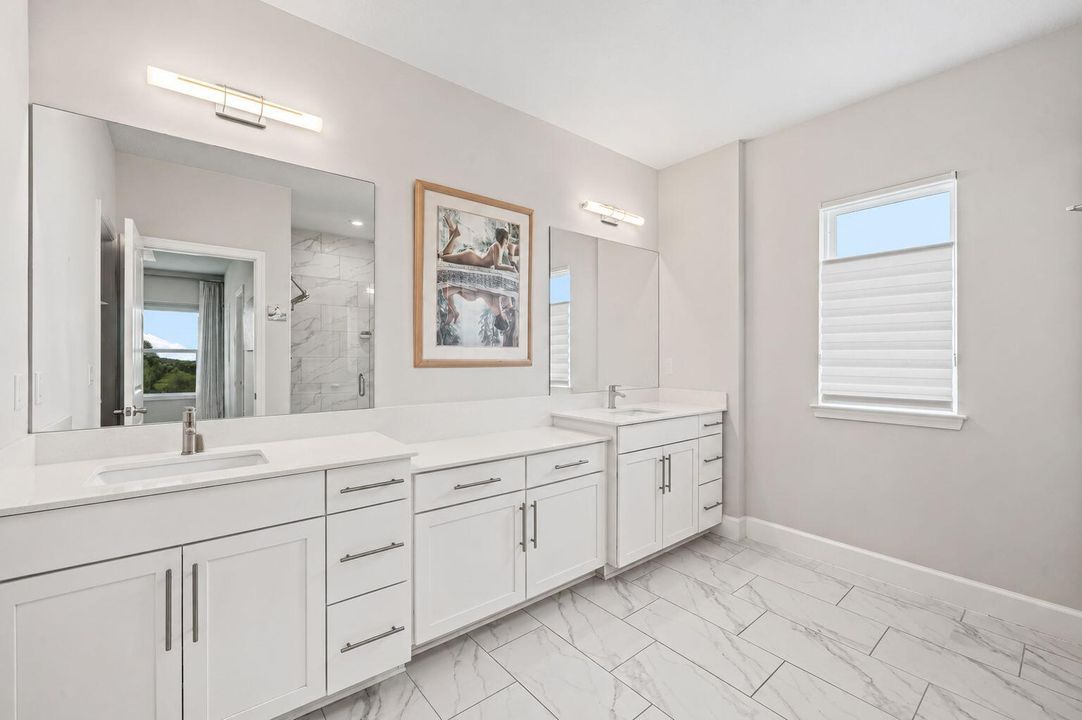 46-web-or-mls-Bathroom