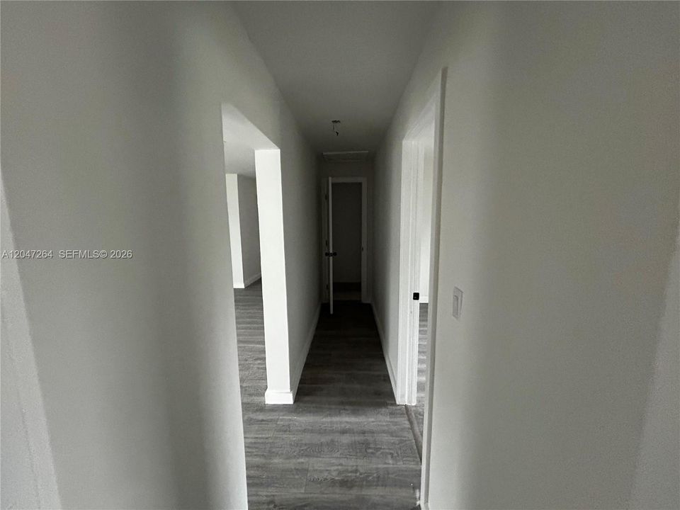 En Renta: $3,150 (3 camas, 1 baños, 2400 Pies cuadrados)