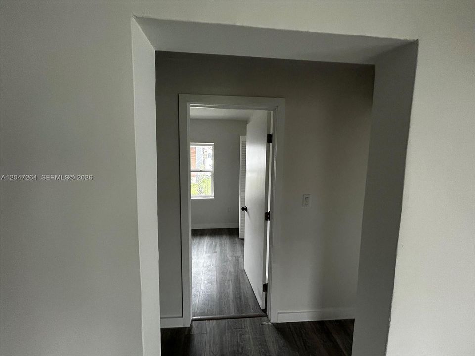 En Renta: $3,150 (3 camas, 1 baños, 2400 Pies cuadrados)