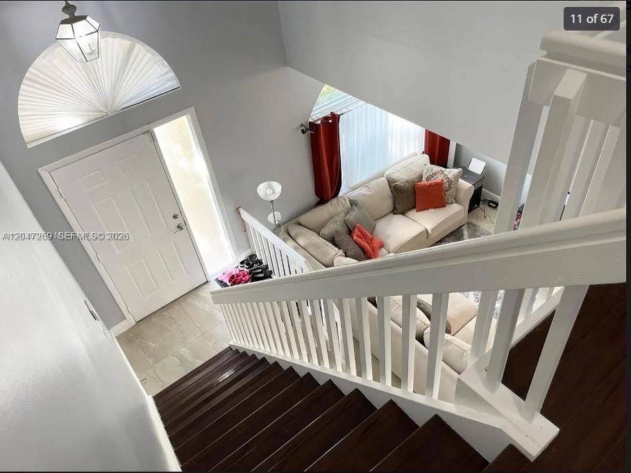 В аренду: $3,300 (3 спален, 2 ванн, 1772 Квадратных фут)