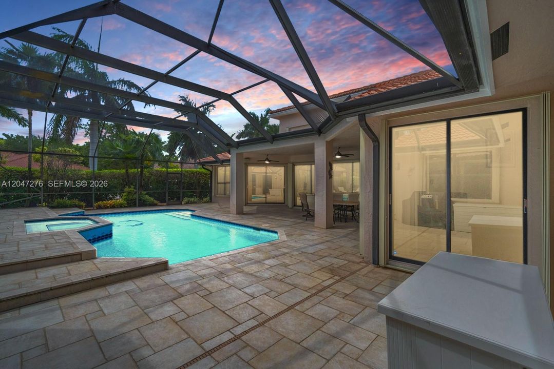 For Sale: $2,100,000 (5 beds, 3 baths, 4828 Square Feet)
